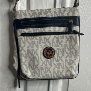 NX Unbranded Stylish Navy and Cream Crossbody Bag Adjustable Strap